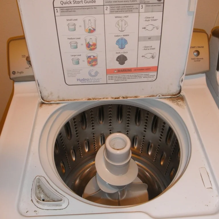 Cleaning a Top Loading Washing Machine
