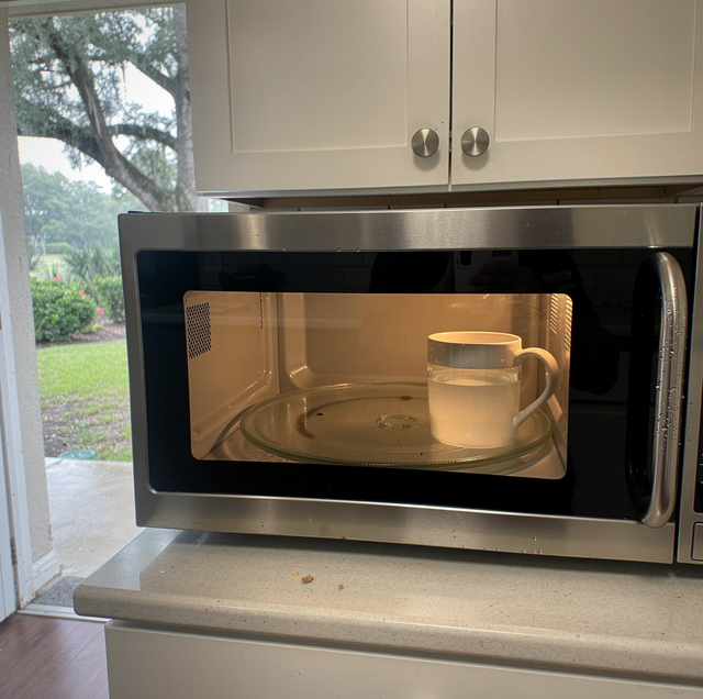 Why Is My Microwave Running but Not Heating Food?
