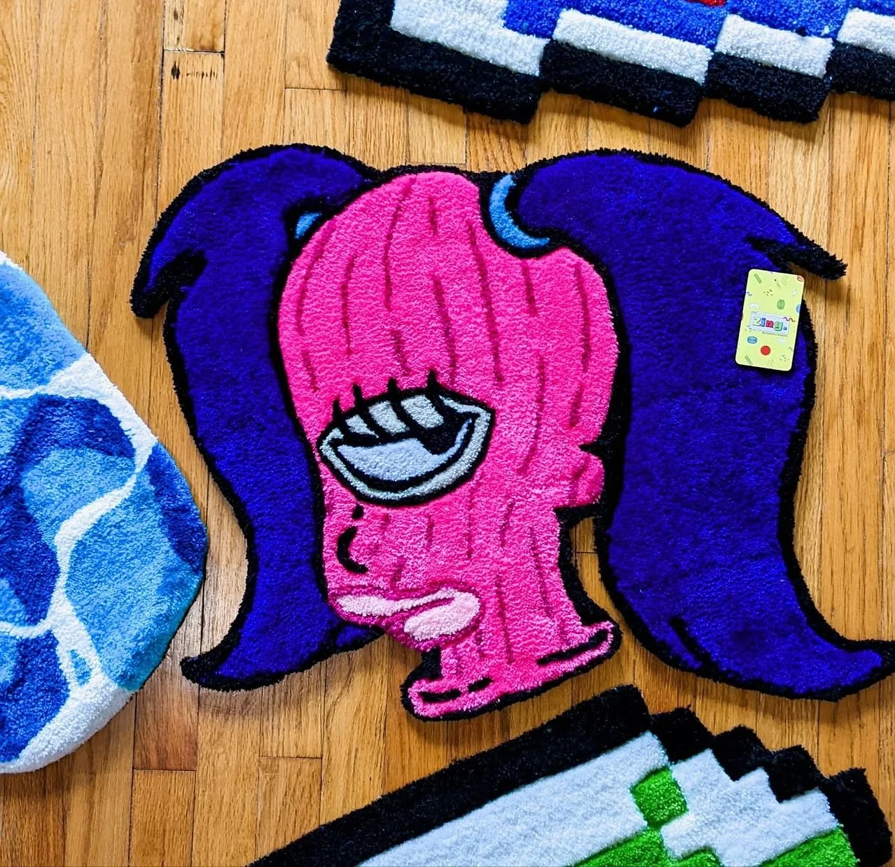 NEW vendor alert ‼️ 
Welcome @zing.stuff to the wildflowers fam! Isabella makes custom tufted decor and teaches rug making classes around town! 
She’ll be bringing her unique tufted creations to the shop this Holiday Season!