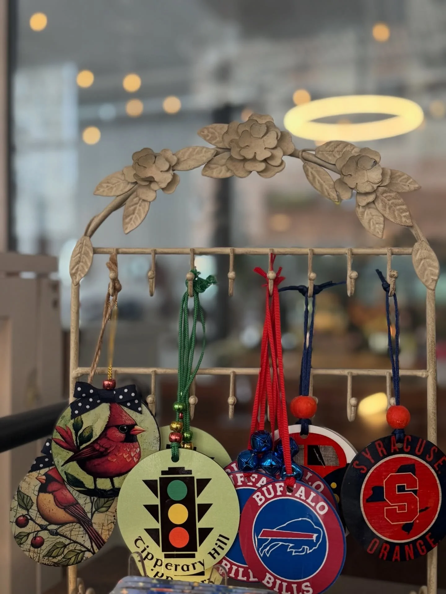 Seasonal light therapy and custom ornaments by @jwall3214