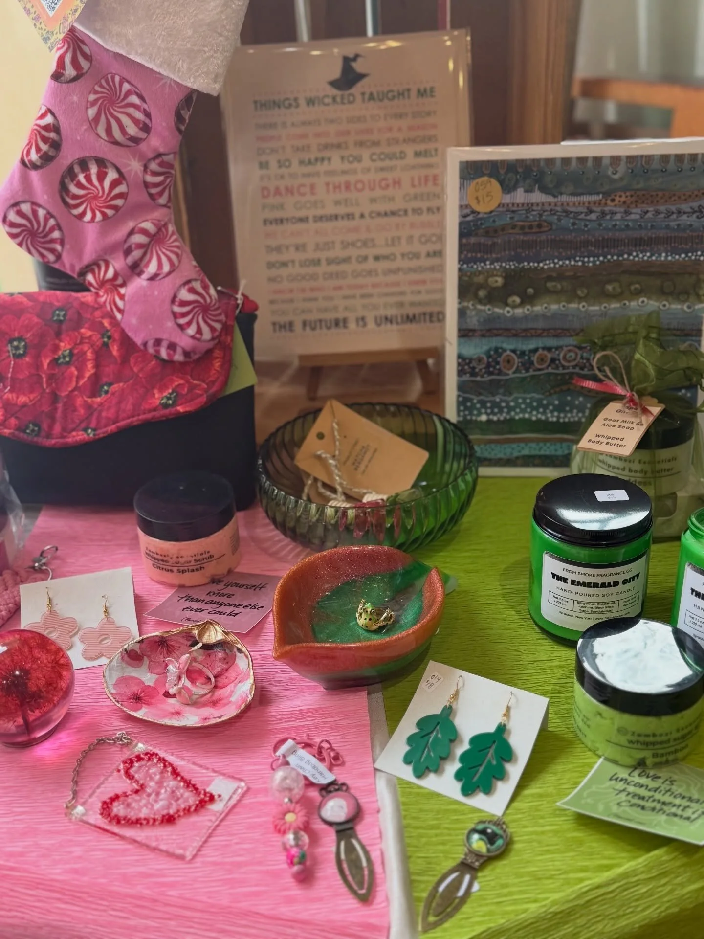 If you buy handmade gifts inspired by WICKED at @broadway_in_syracuse  then you&rsquo;re gunna be popular! 

Swing by before the show stay warm and shop all the curated gifts 🎁 at @wildflowers_syr  just one block away from the @syrlandmark