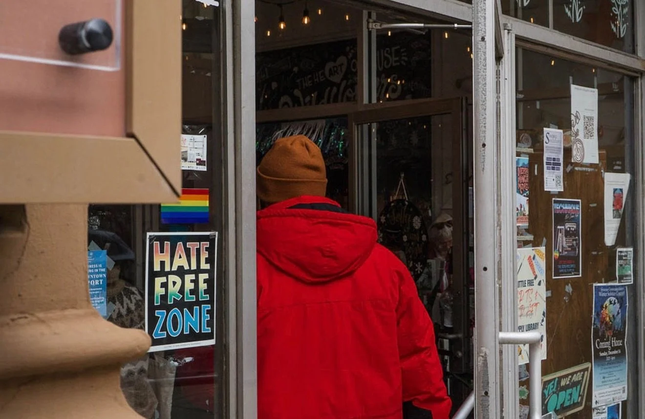 Regular hours of operation today Saturday 12/27 
11am - 7pm 

📸: @1ofakindphotography