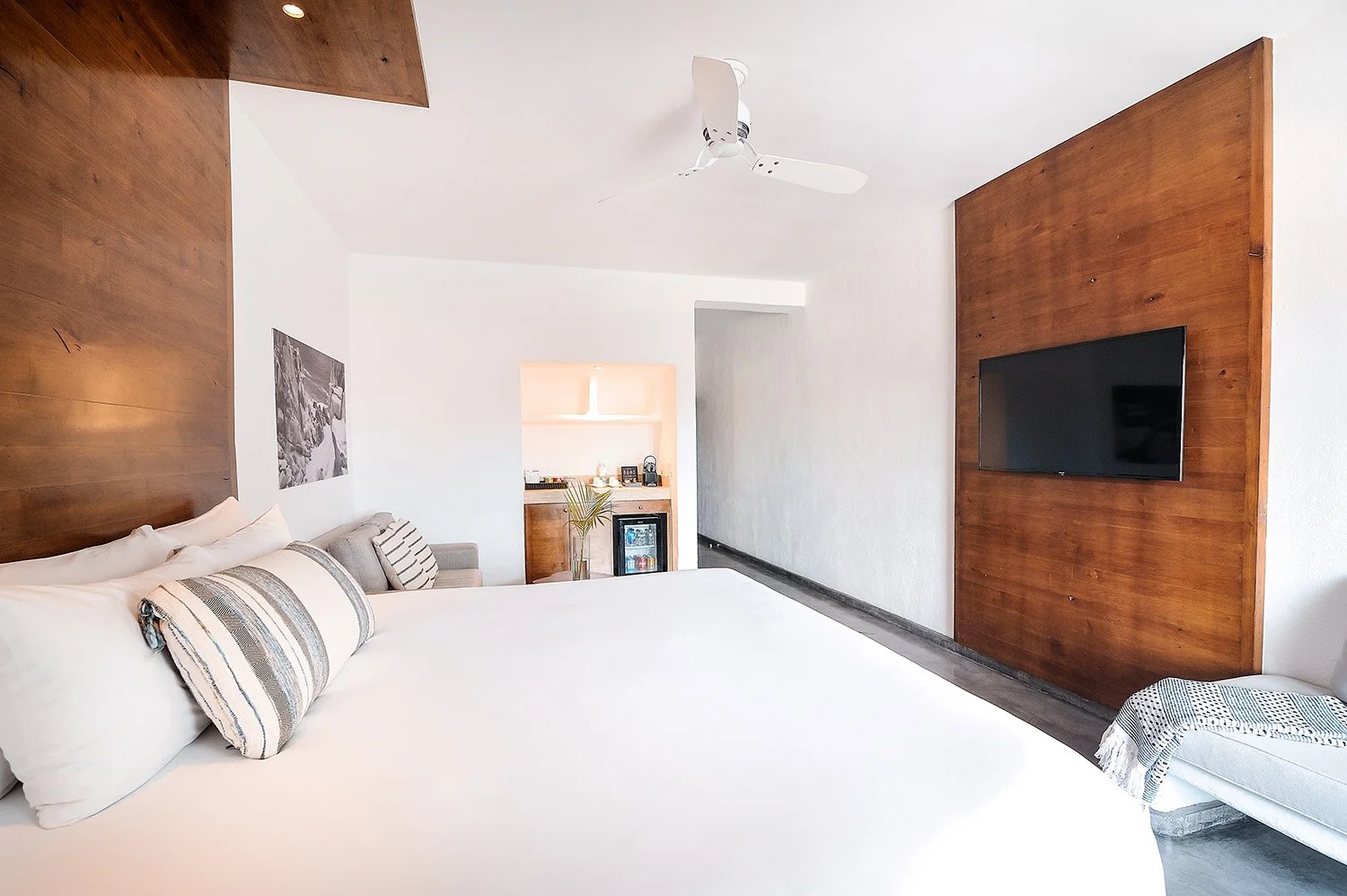 Rooms | Bahia Hotel & Beach House - Official Site