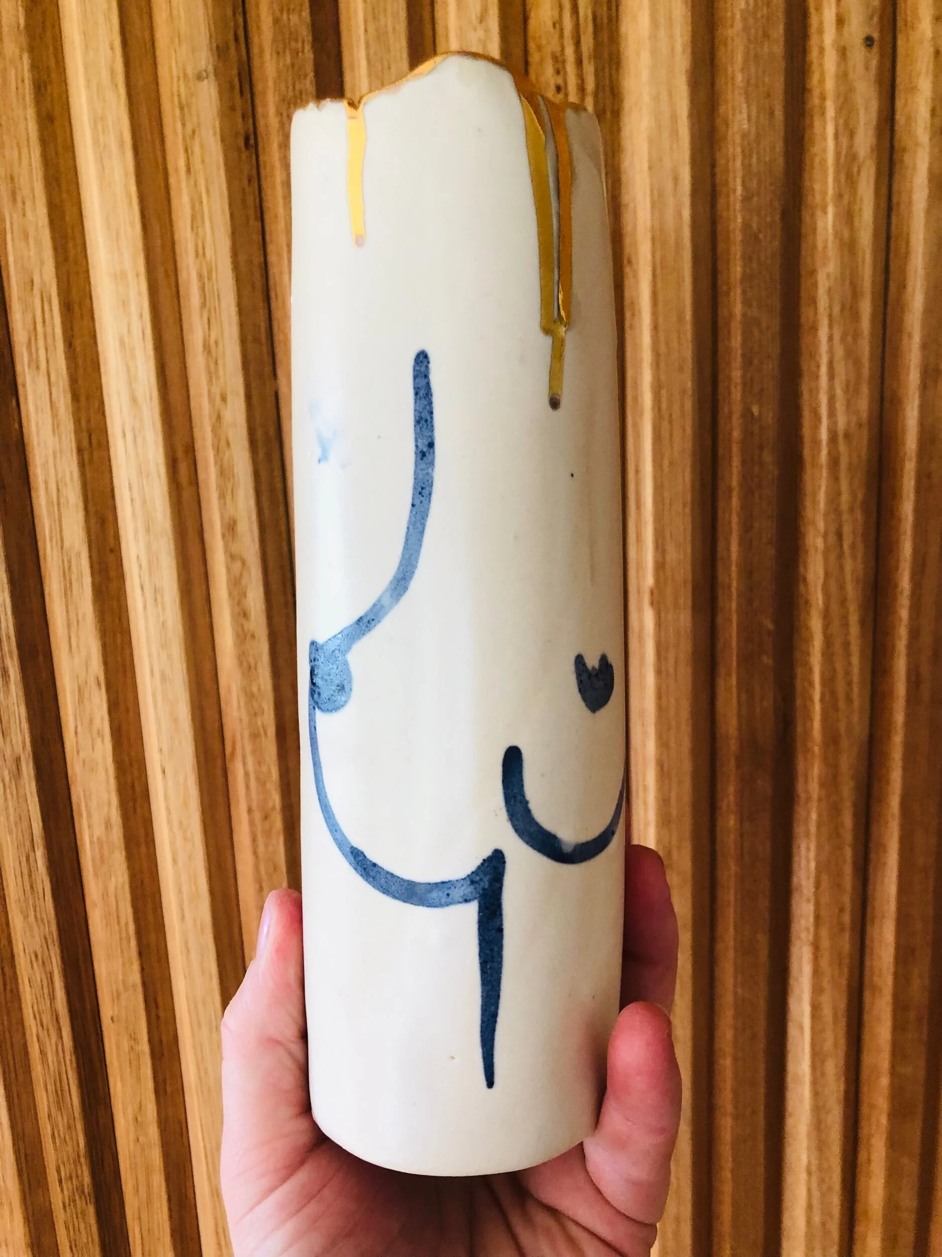 E9C46E5B-FB0D-4DB8-98D1-BC8ECEE424C2