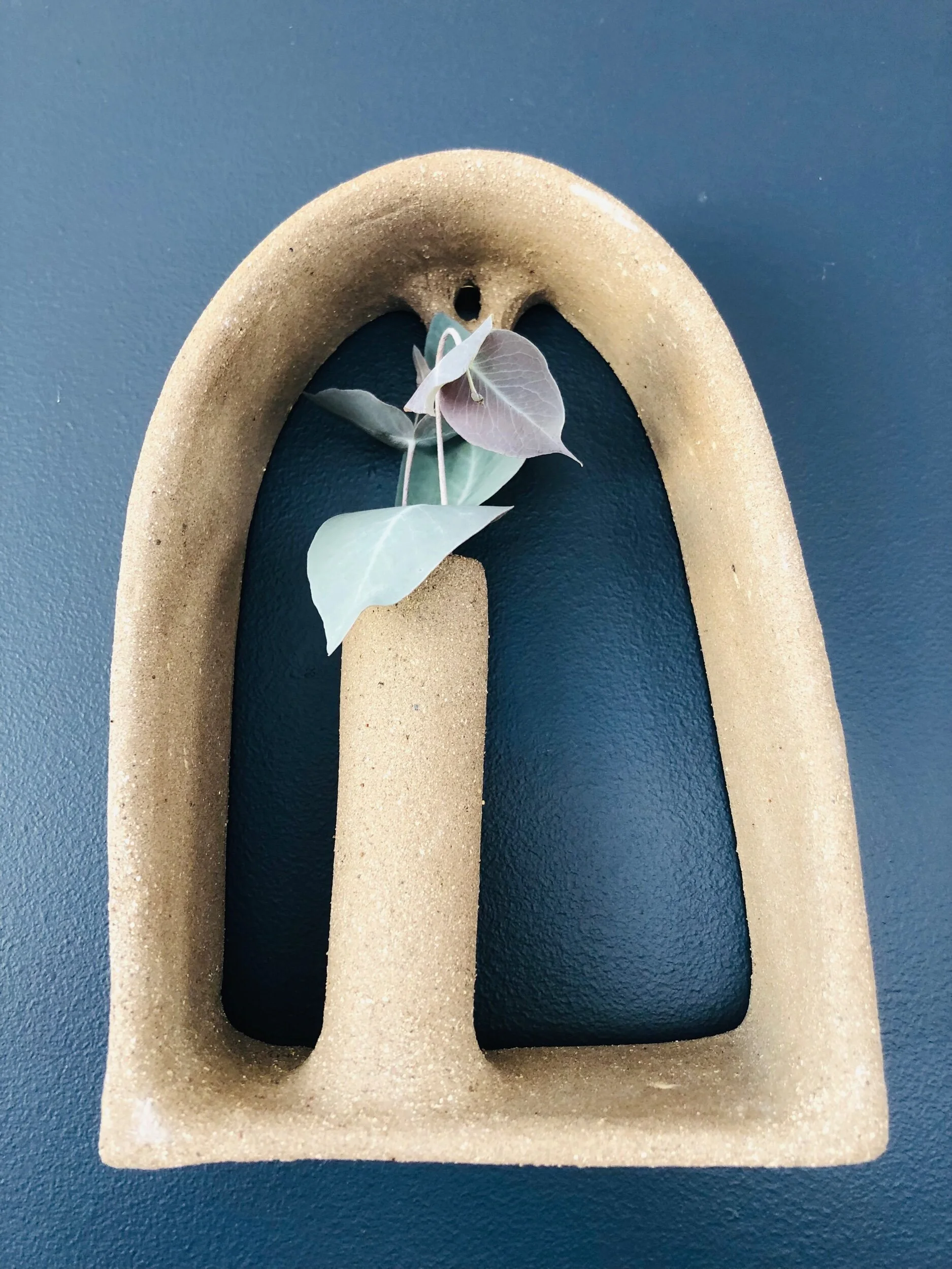 3E02E865-6AA6-409A-9CE5-49C6D98D18A0