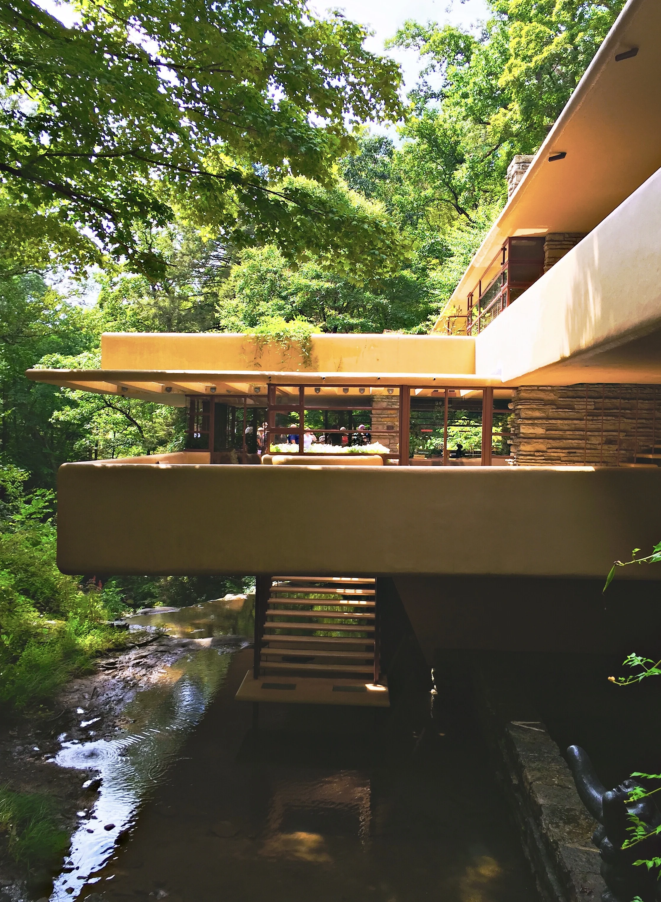 Frank Lloyd Wright - Fallingwater
