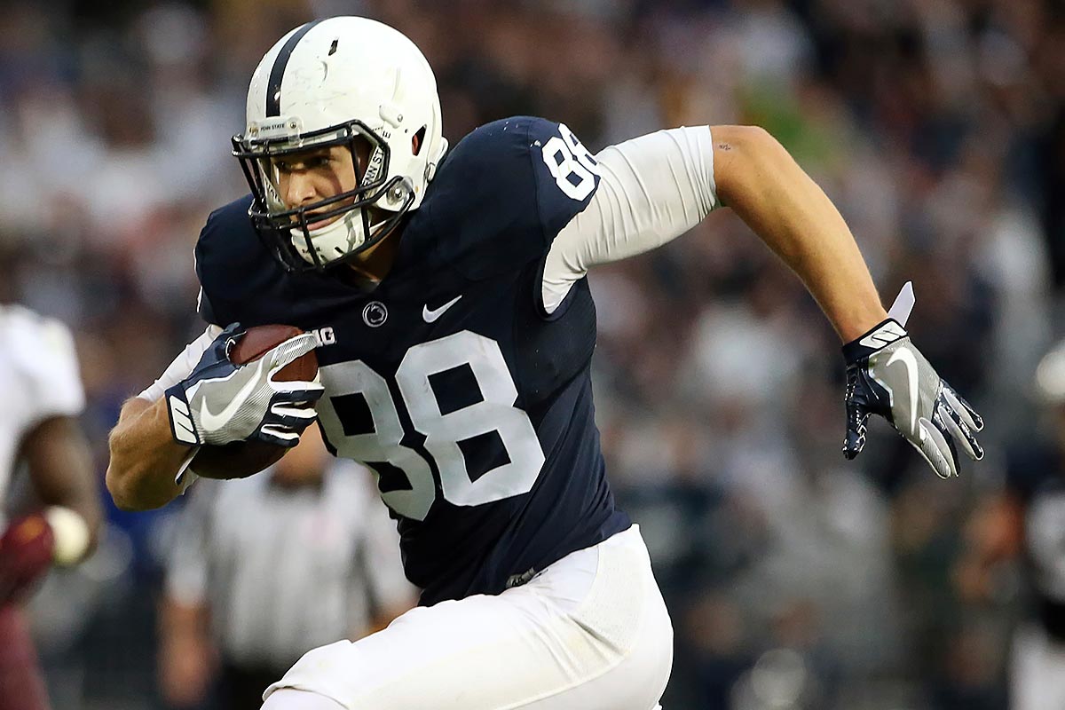 Mike Gesicki.jpg
