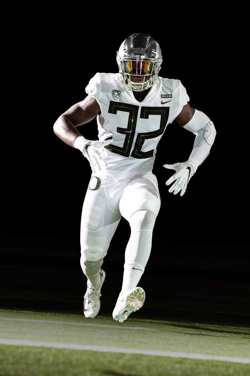 2021 Oregon Football Uniforms — UNISWAG