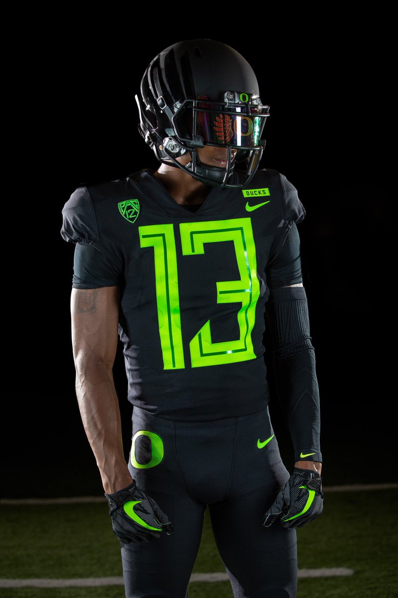 Oregon Football 'Stomp Out Cancer' Uniform — UNISWAG