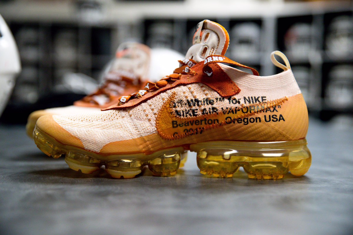 custom off white vapormax