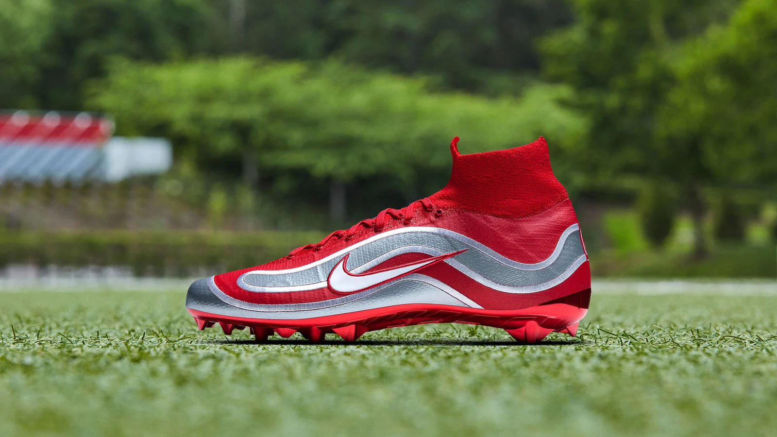 FeaturedFootwear_OBJ_PreGame_2018_Game2_Mercurial-133_hd_1600.jpg