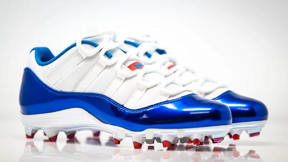 Florida's Jordan Retro XI Cleats