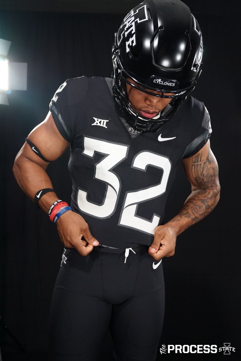 black iowa state jersey