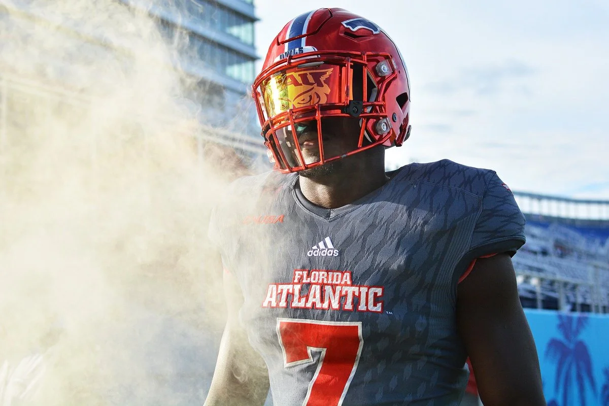 FAU Smoke Unis