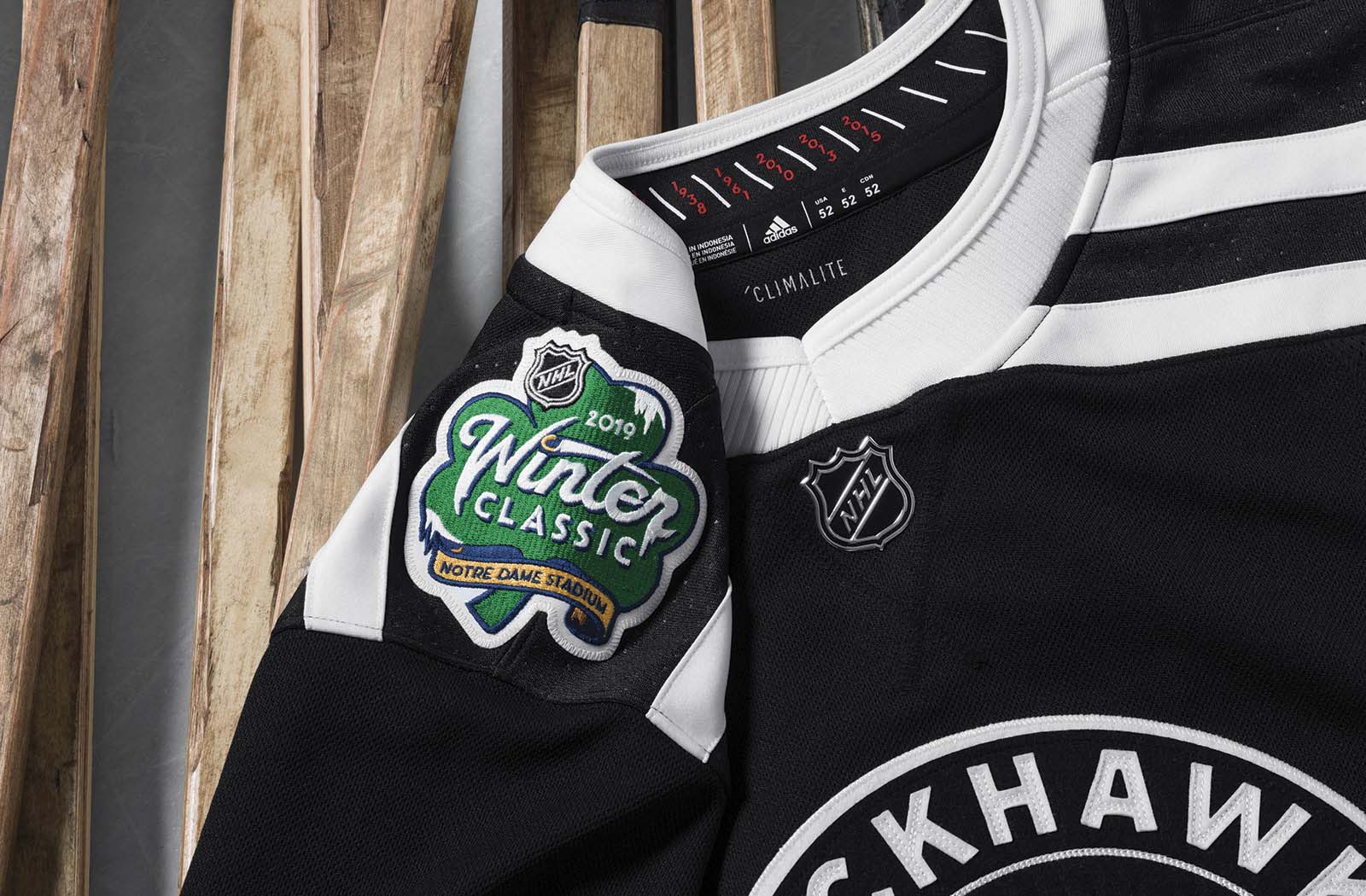 Blackhawks, Bruins officially unveil Winter Classic jerseys