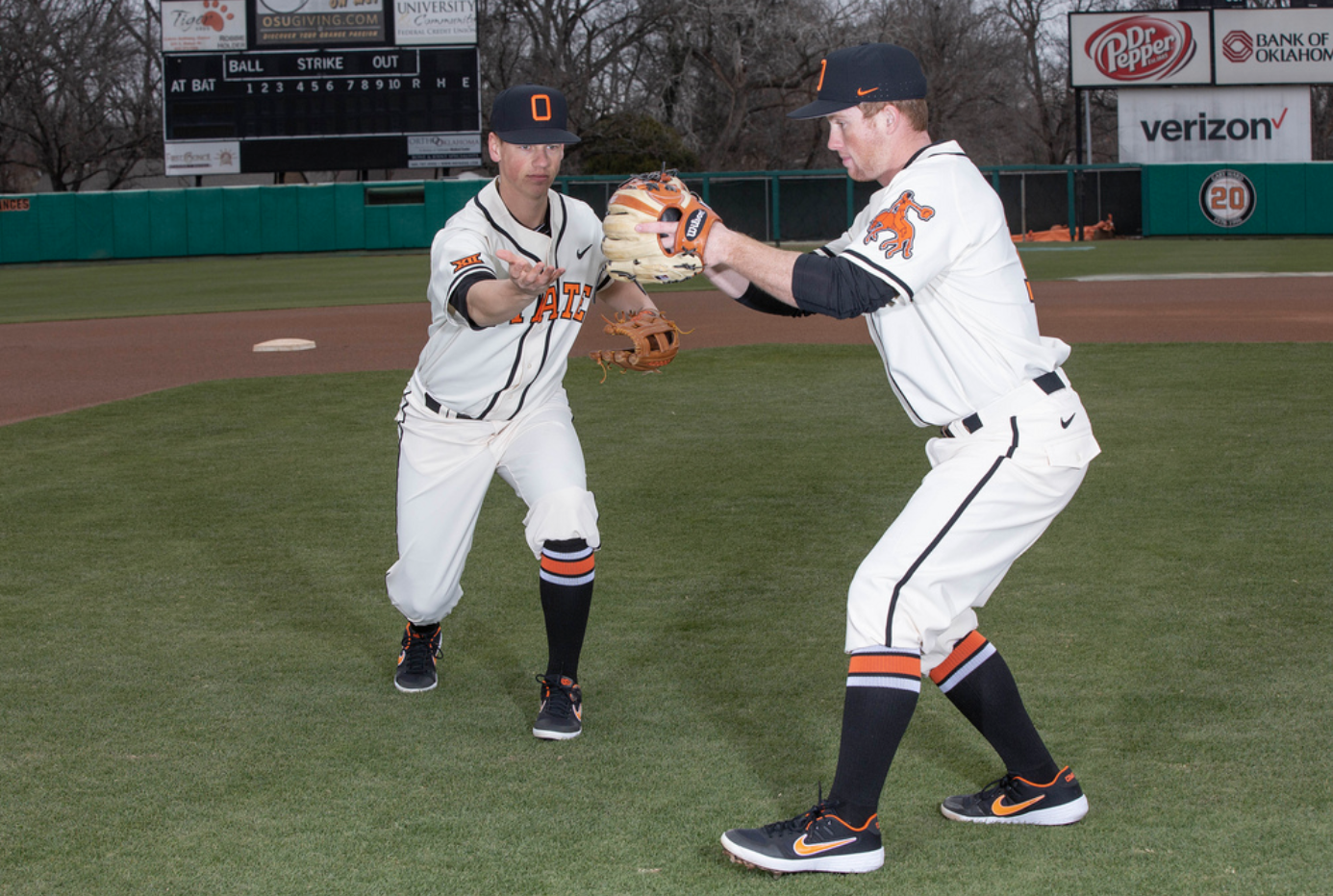 oklahoma state baseball uniforms