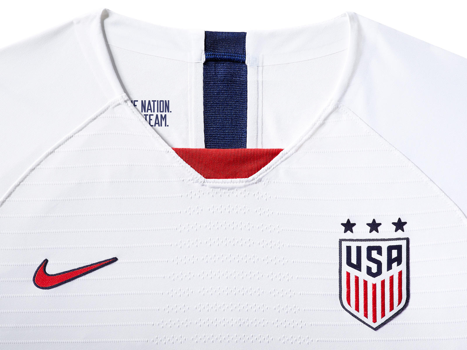 usa-national-team-kit-2019-laydown-003_85925.jpg