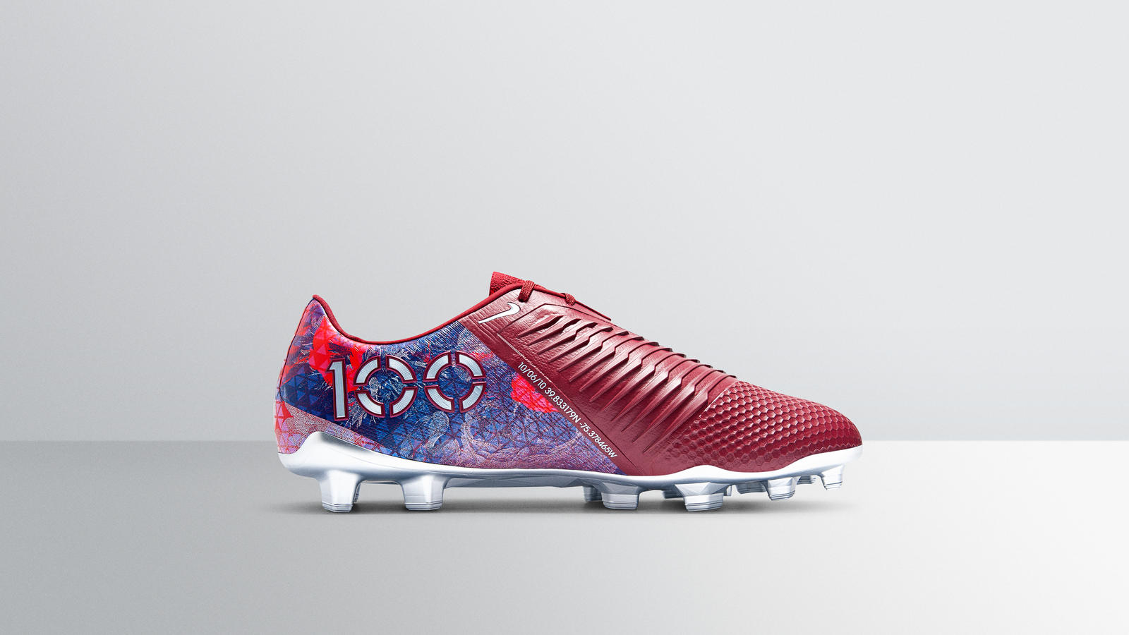 Nike_FeaturedFootwear_PVenom_EliteSE_AlexMorgan-1447_hd_1600.jpg