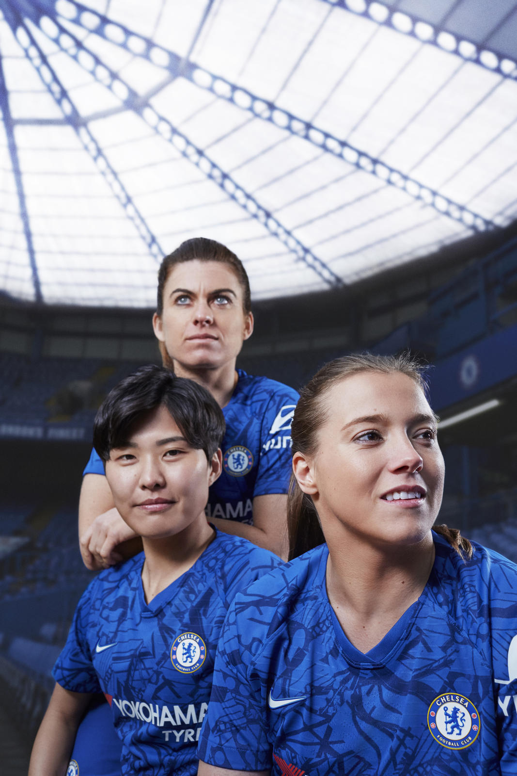 Nike_ChelseaFC_HomeKit_2019-20_2_native_1600.jpg