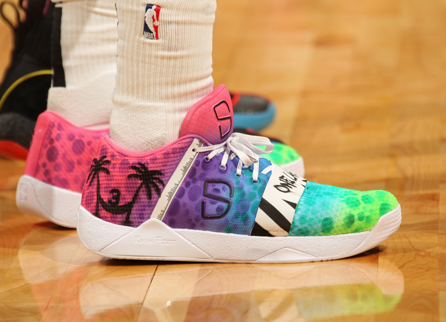 dinwiddie-sneakers-2019-13.jpg