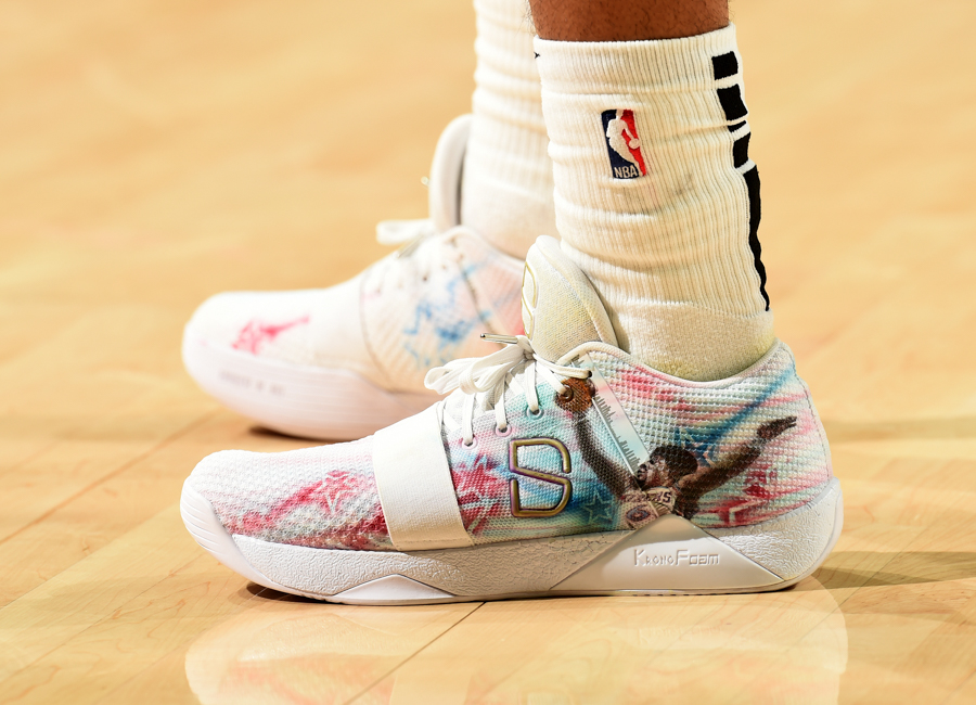 dinwiddie-sneakers-2019-21.jpg