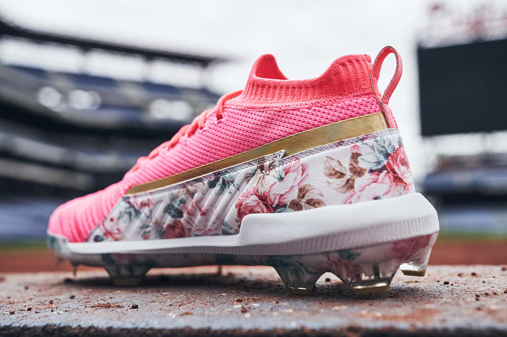 bryce harper pink cleats