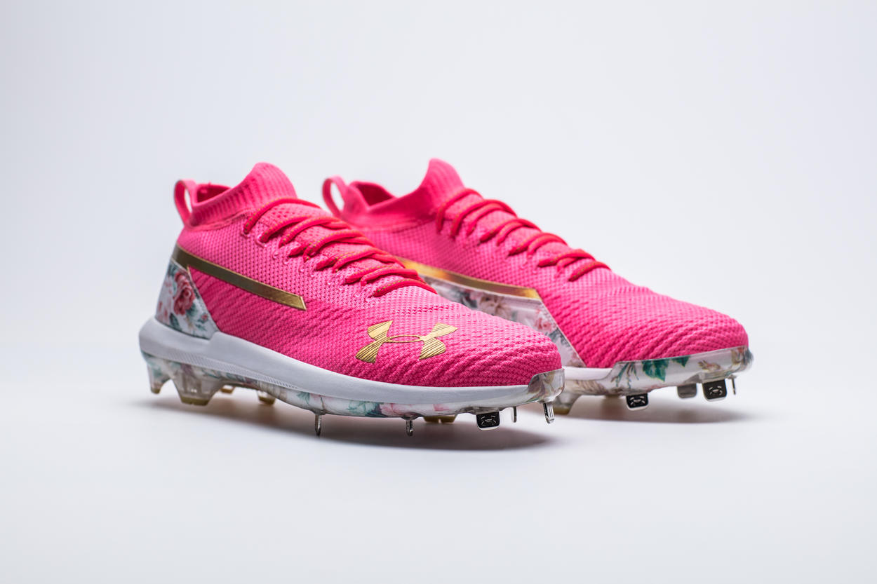 Under Armour Mother's Day Gear — UNISWAG