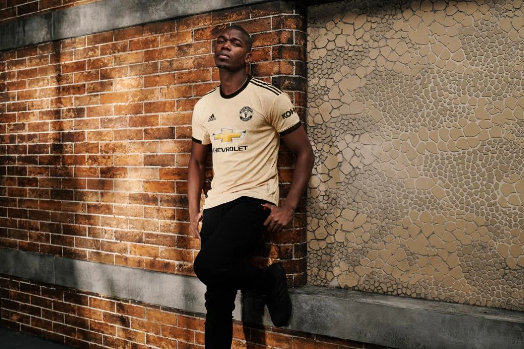 New Man U Away Kit