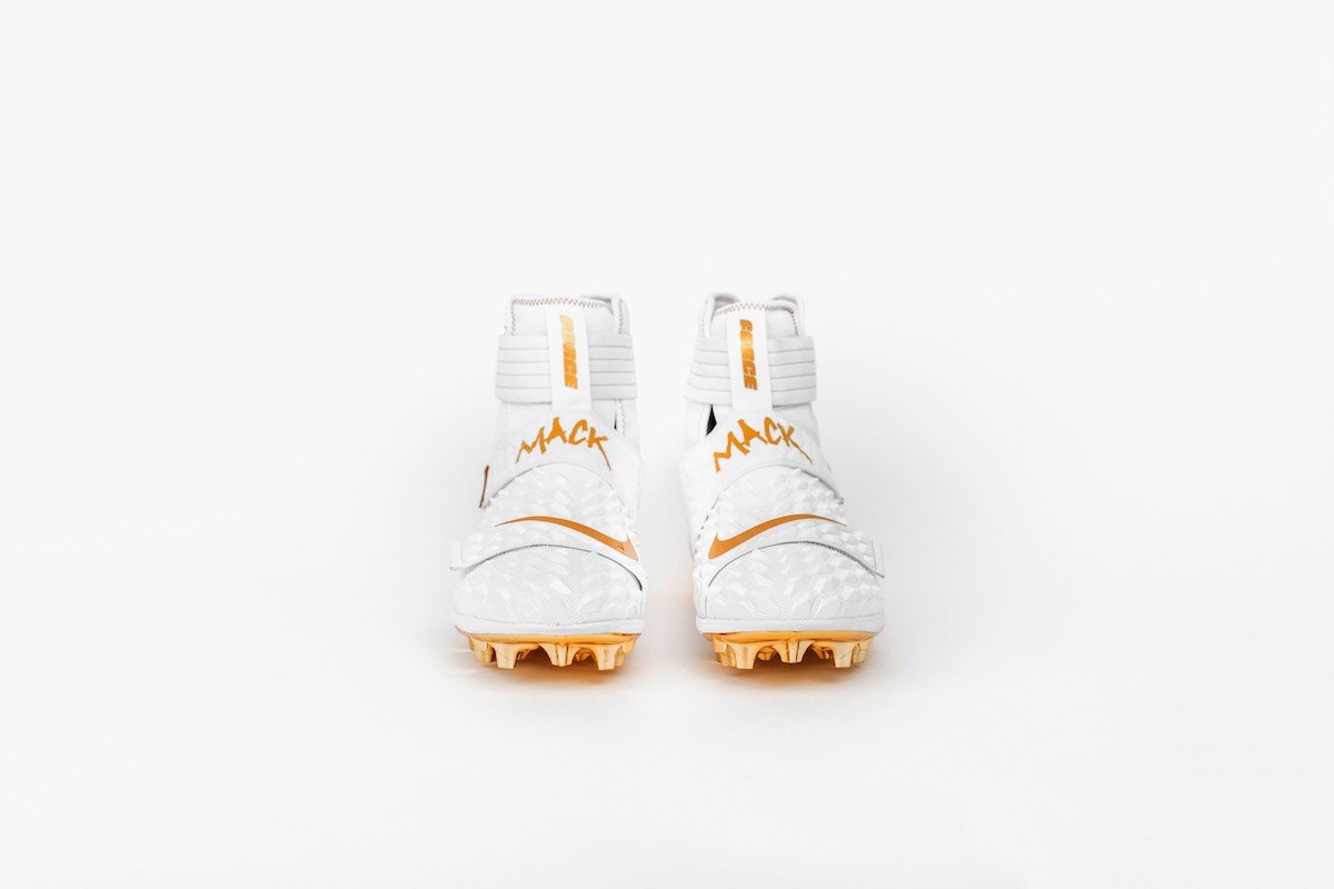 madden-99-club-custom-cleats-05.jpg