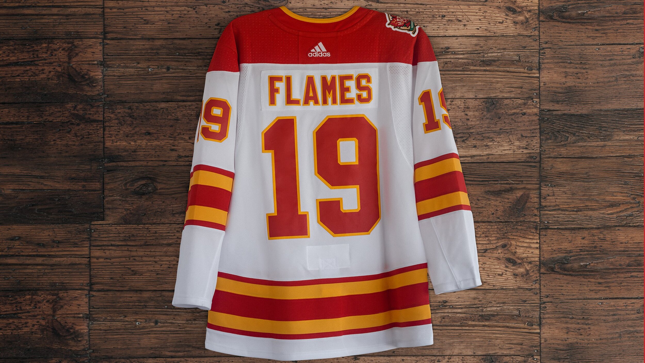 ANY NAME AND NUMBER CALGARY FLAMES 2019 HERITAGE CLASSIC AUTHENTIC PRO –  Hockey Authentic