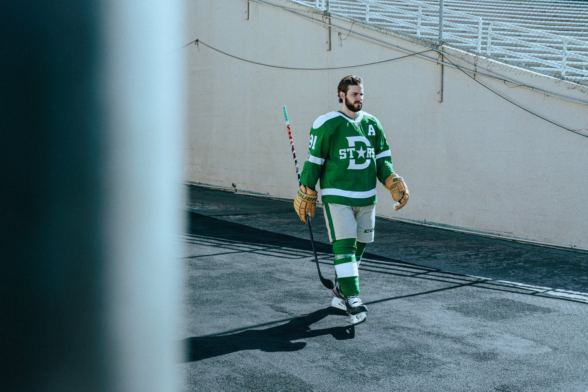  Dallas Stars reveal 2020 Winter Classic uniform