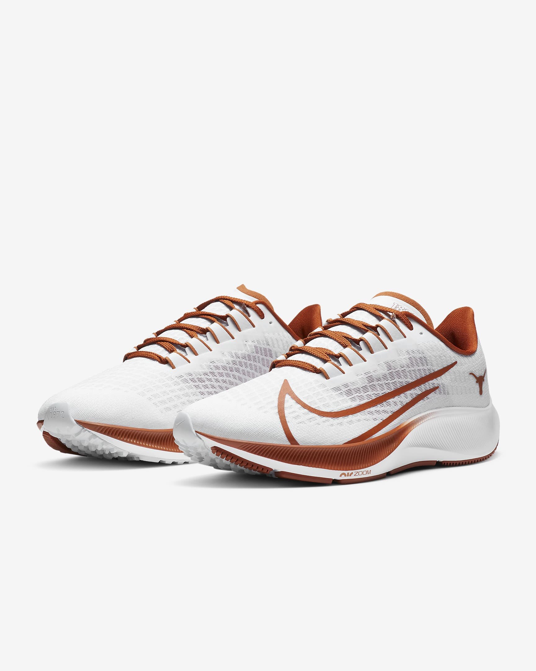 Nike College Zoom Pegasus 37 â UNISWAG