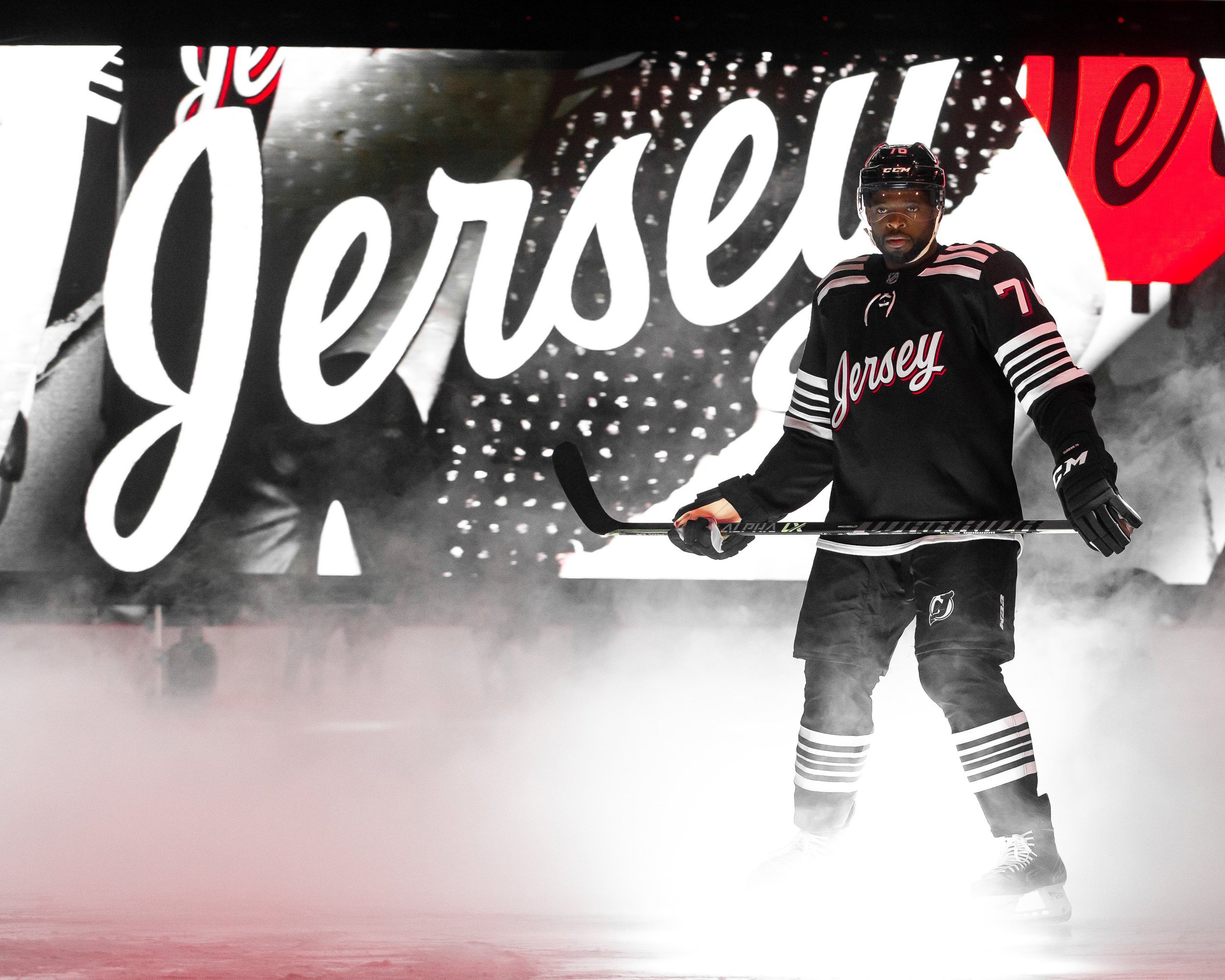 Gallery Pops NHL - New Jersey Devils - Third Uniform Front Wall Art'  Gallery Pops - Trends International
