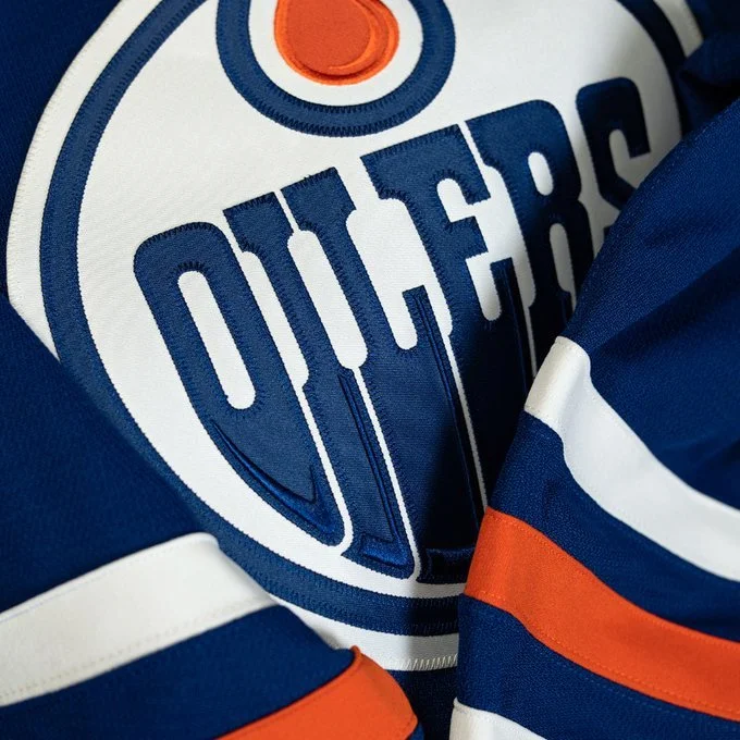 Edmonton Oilers Return to Original Jerseys