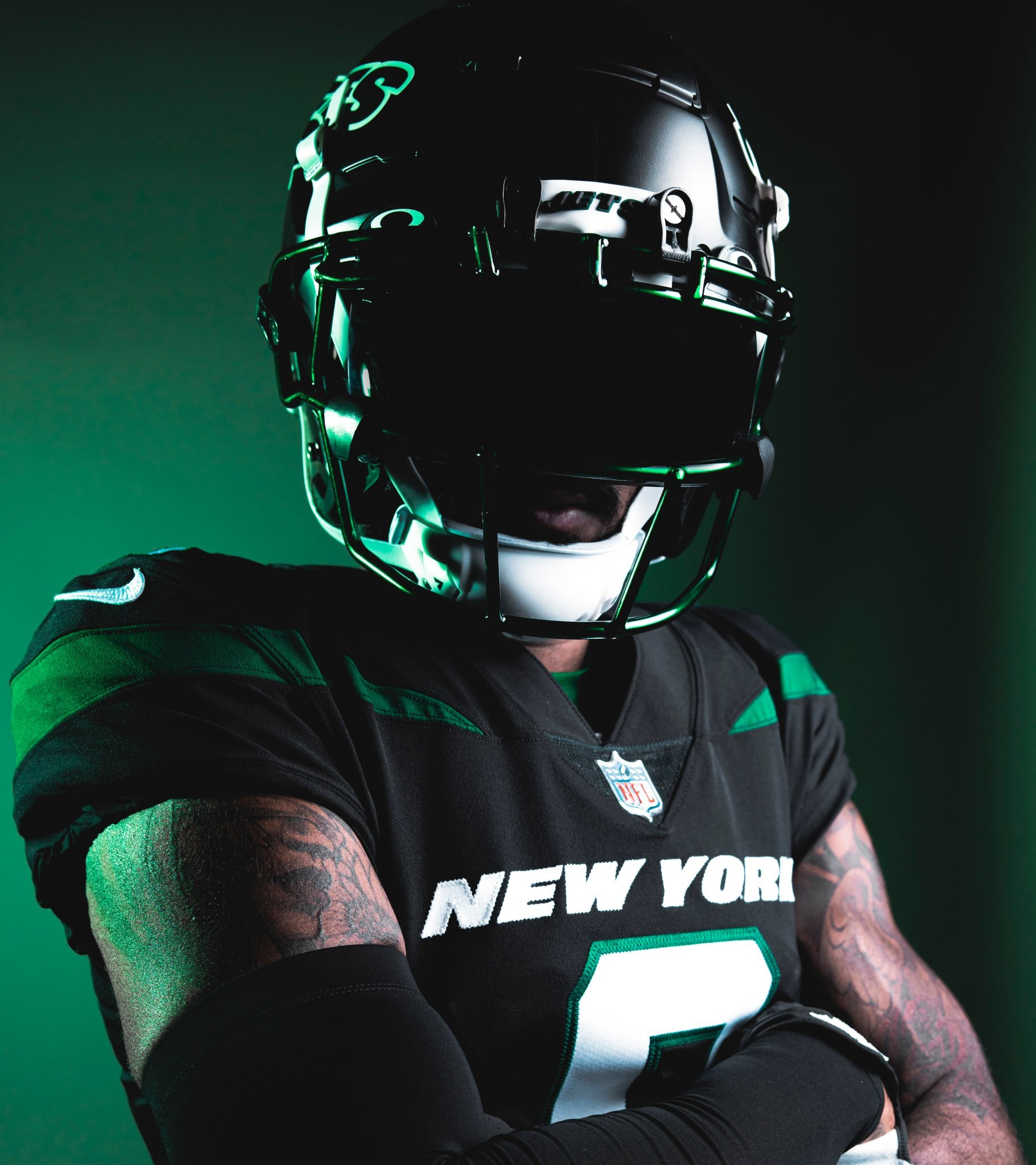 New York Jets unveil new black helmet: 'Definition of swaggy