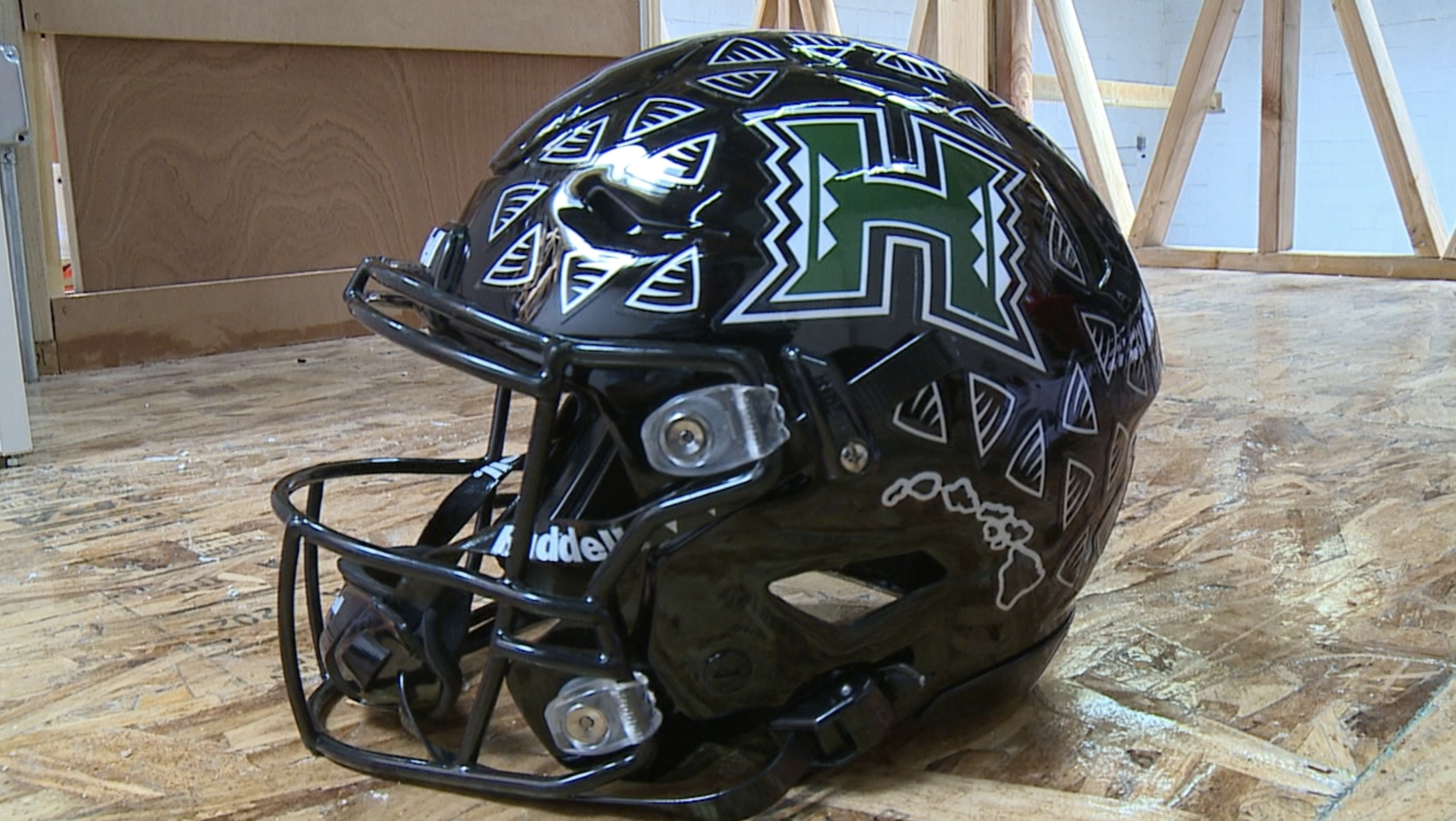 Hawaii Football New Uniform Reveal 