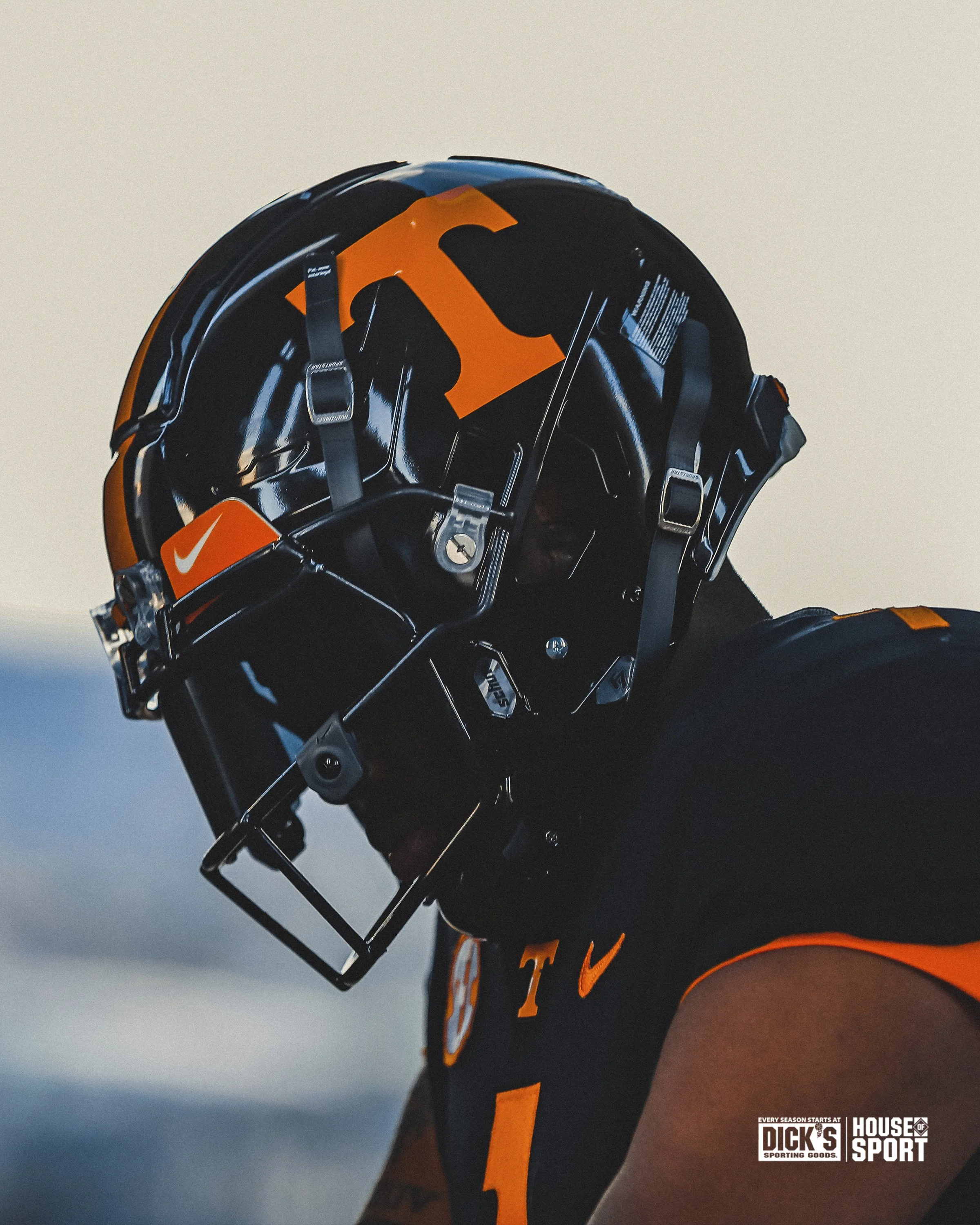 Tennessee Dark Mode Uniform