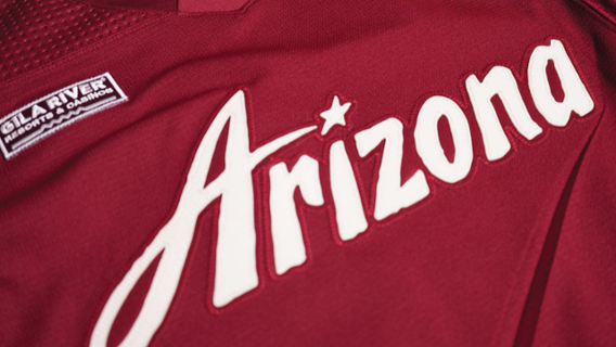 Arizona Coyotes debut new 'Desert Night' jerseys - ESPN