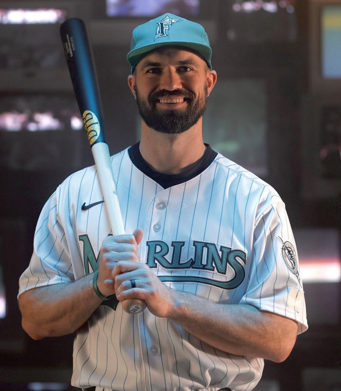Miami Marlins on X: Flashback to the past. ✨ The Marlins will be fitted in  Florida Marlins uniforms same as the 1993 team in the organization's  inaugural season for Friday home games