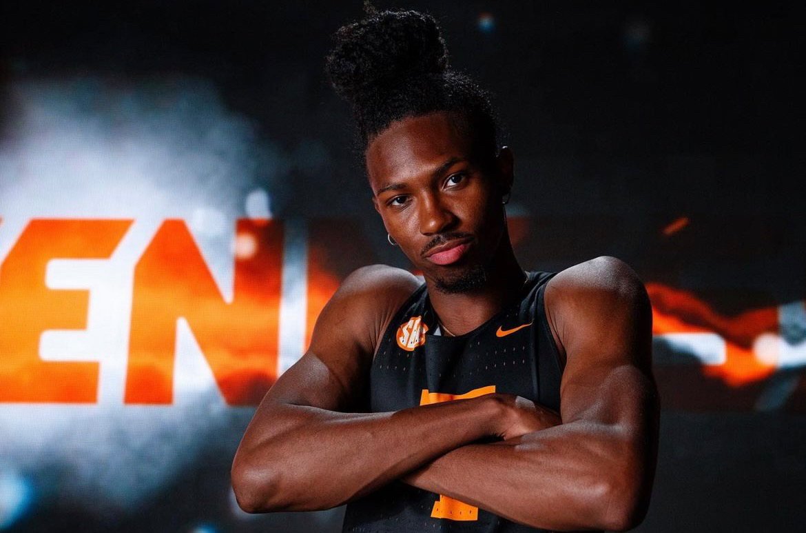 Tennessee Track and Field Releases New 'Dark Mode' Threads