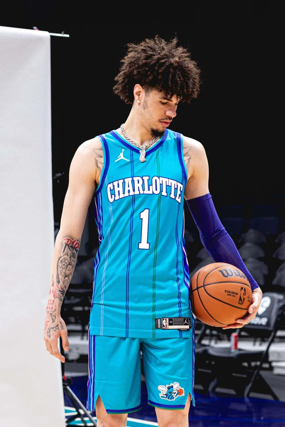 Kaws, Brooklyn Nets Team on 2023-24 City Edition Uniform: Details – WWD