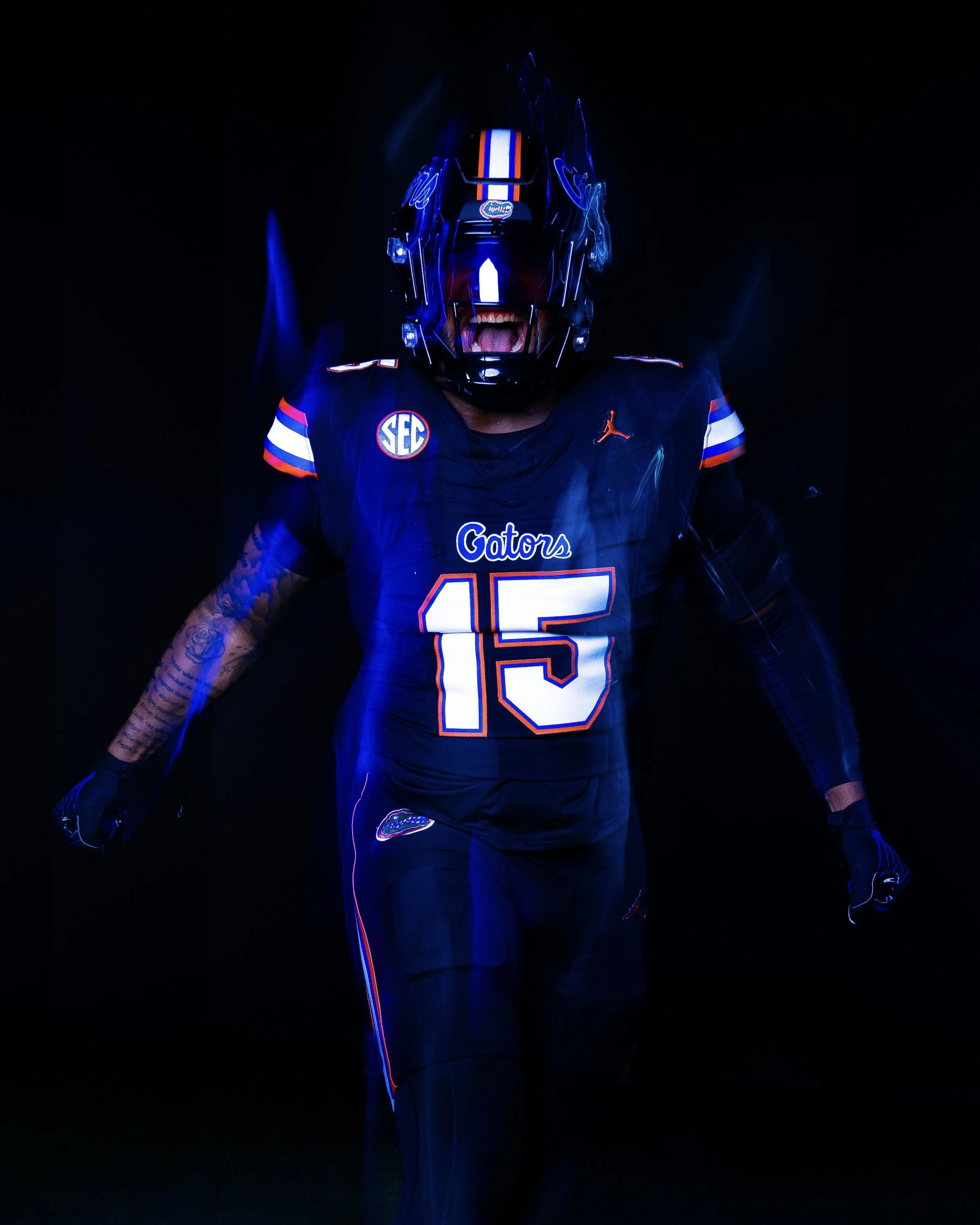 Florida Gators 'Saluting Those Who Serve' Black Uniform