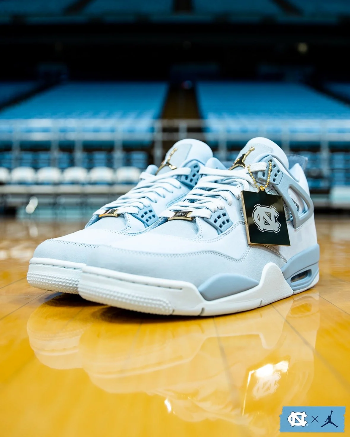 NORTH CAROLINA UNVEILS AIR JORDAN 4 “UNC” PE