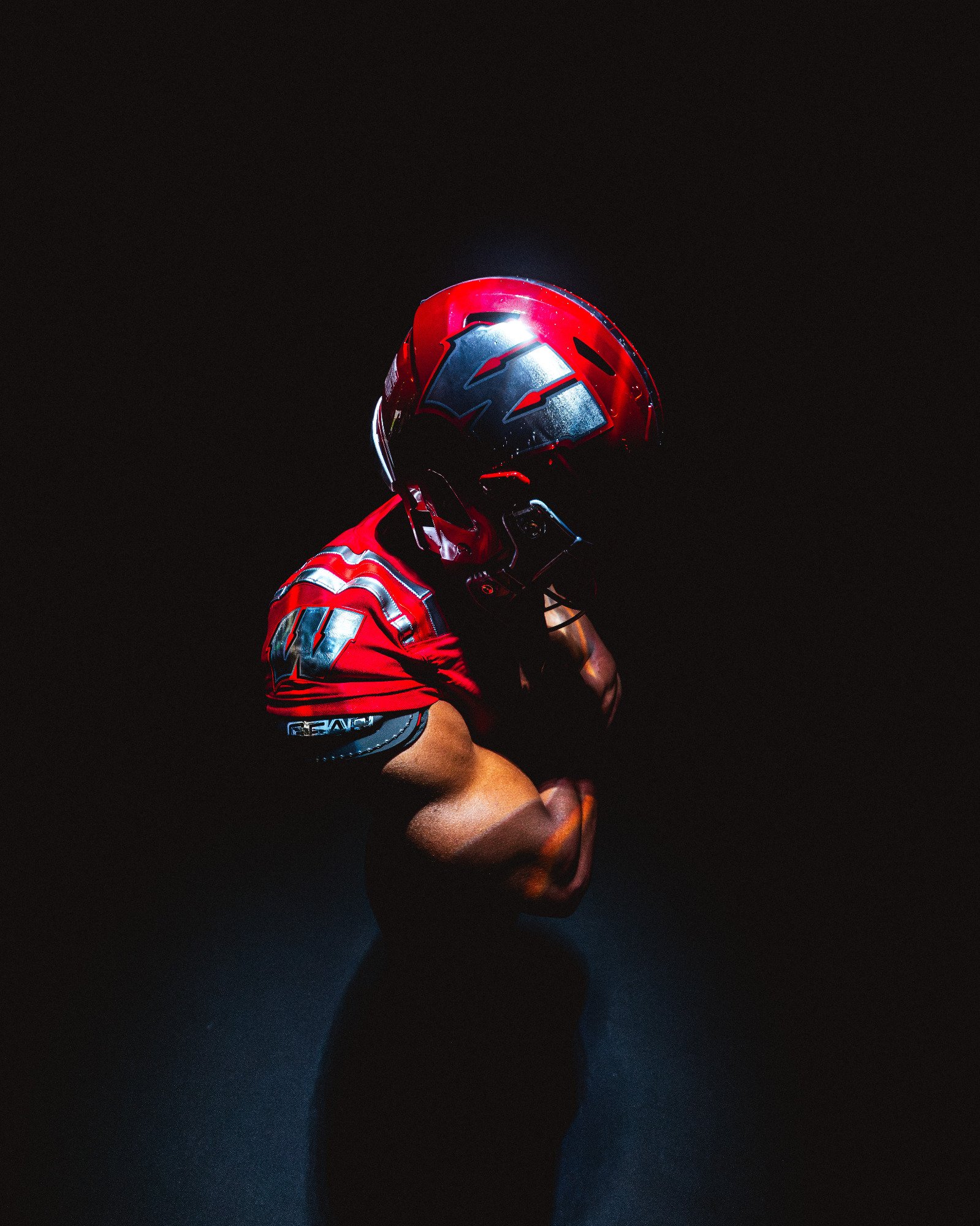 Wisconsin Unveils Special Lambeau Field Uniforms
