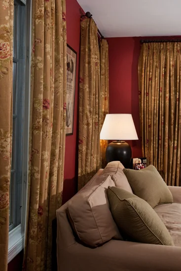 familyroom4.jpg