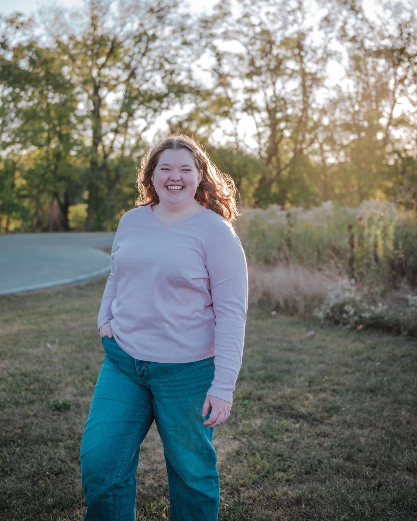 Ohh you thought I was done posting this senior session?!?! NOPE! I just took a quick trip to Colorado to see family, but now I am BACK! 

And a quick reminder to reach out soon before the end of the month, because I will be raising my prices for 2024