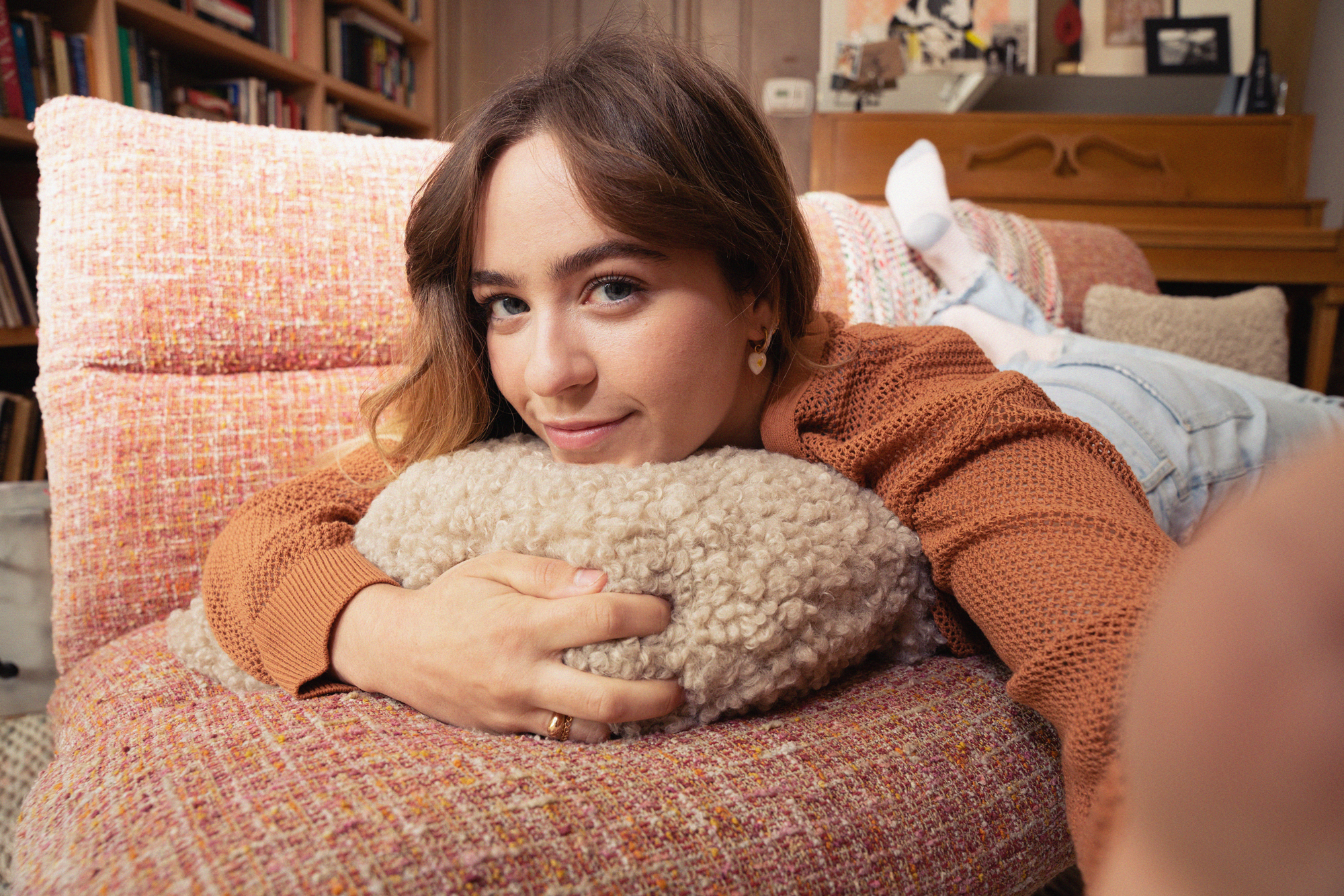 Cailee_Global-Shoot-2023_Product-02_all-media_in-perpetuity.png