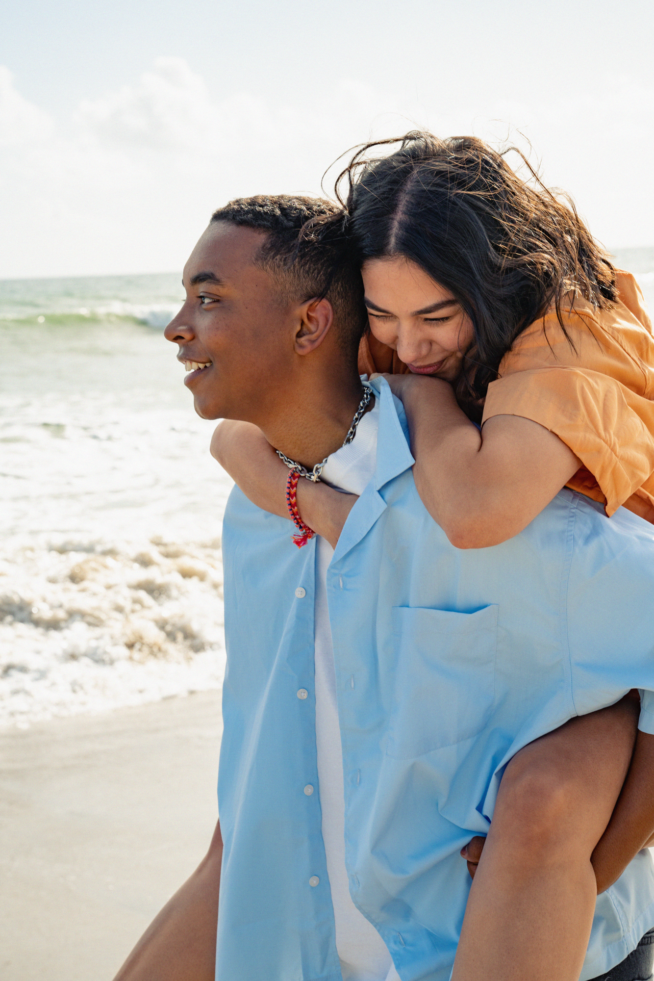 Dilan+Abi_Global-Shoot-2023_Dating-08_all-media_in-perpetuity.png