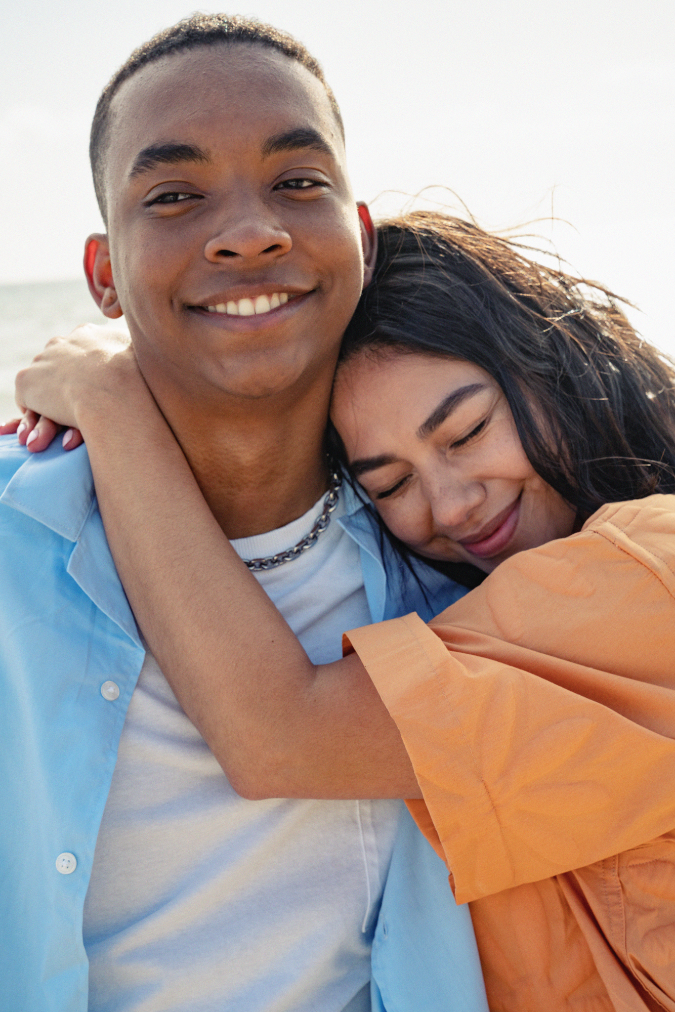 Dilan+Abi_Global-Shoot-2023_Dating-09_all-media_in-perpetuity.png