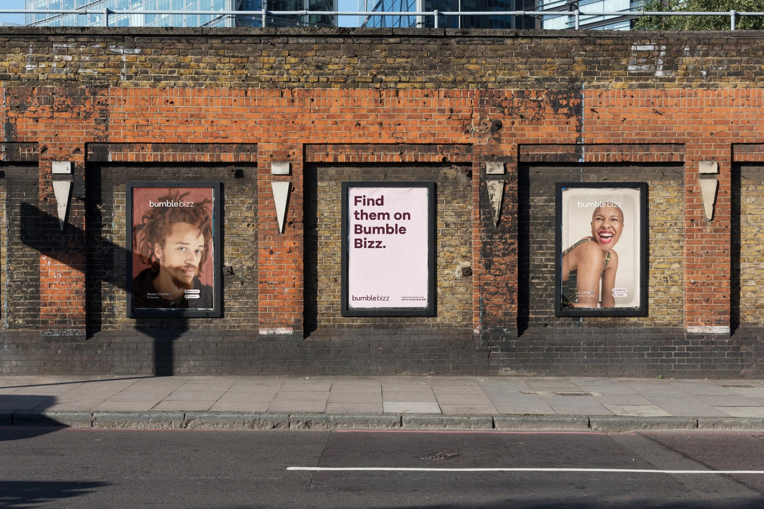 Bumble_FTOB_Billboards_Flyposter_Mockup_6.jpg